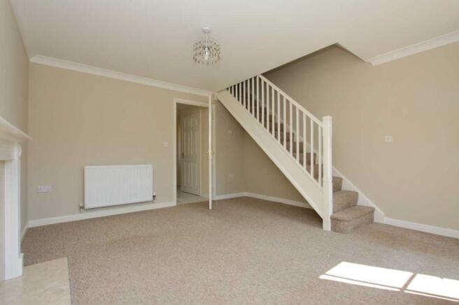 LIVING ROOM / DINING