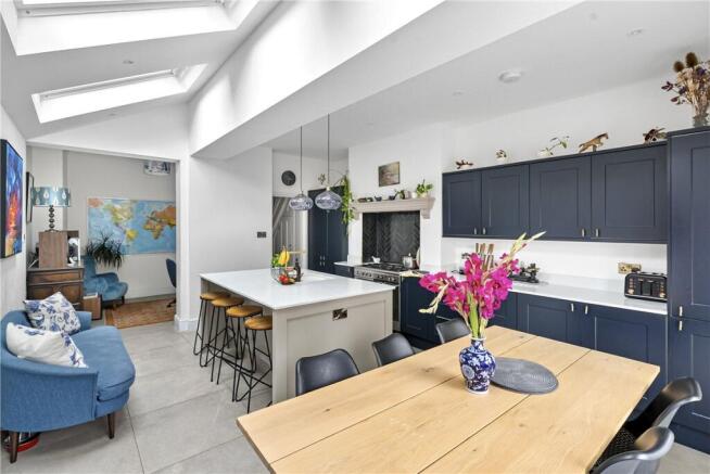 4 bed End of Terrace for sale Image 5