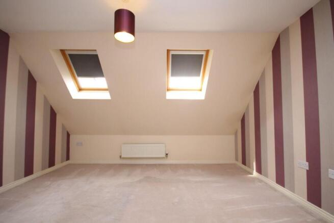 3 bed Terraced for sale Image 5