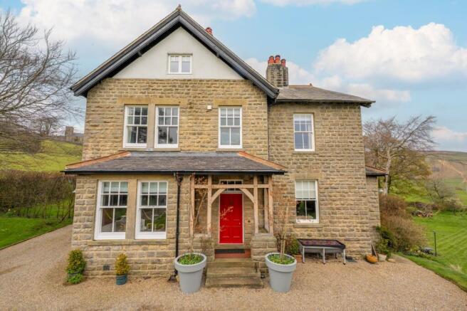 8 bed Detached for sale Image 6