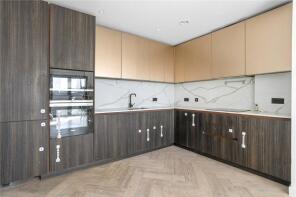 Flat 604, 18 Eastlight Apartments, Dock Street, London E1 8QW
