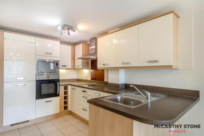 1 bed Apartment for sale Image 4