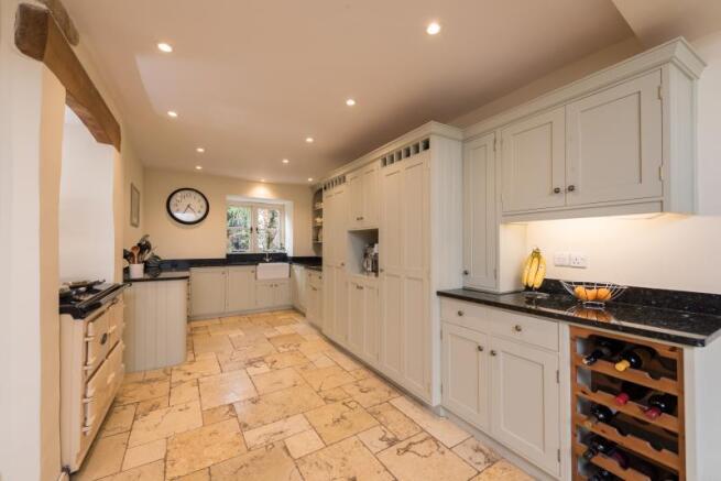 Fitted Kitchen