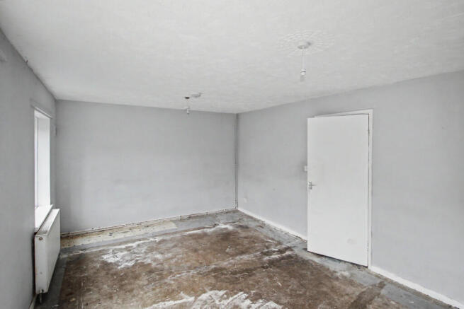 3 bed Terraced for sale Image 4