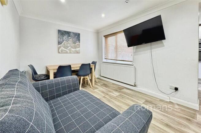 Sitting Room/Dining