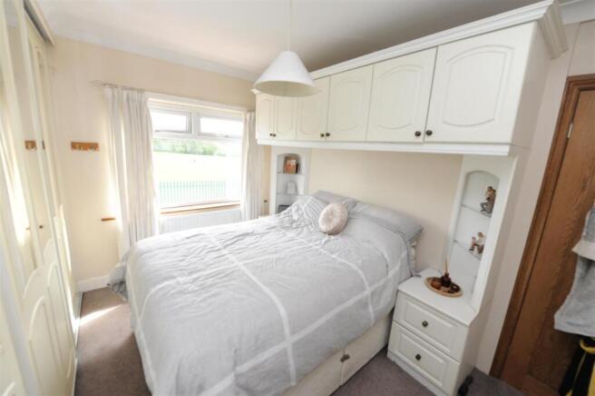 3 bed Semi-Detached for sale Image 11