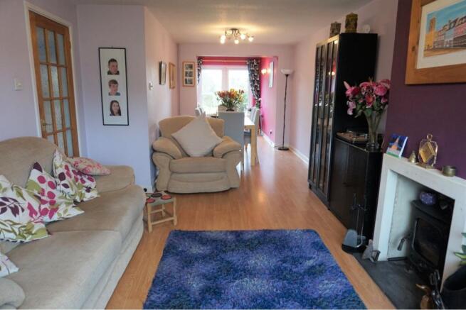 Lounge/Dining Room