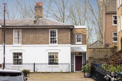 Addington Square, Camberwell, SE5