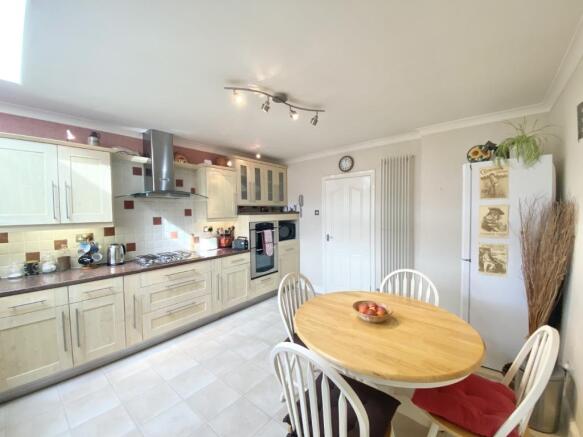 Kitchen/Breakfast ro