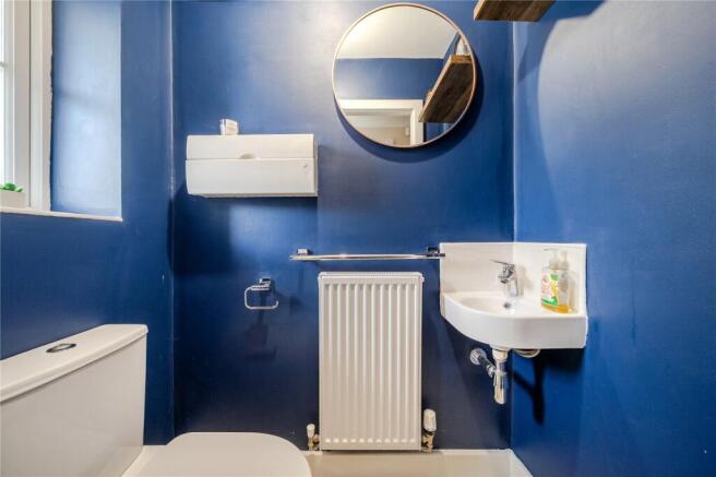 3 bed Semi-Detached for sale Image 8