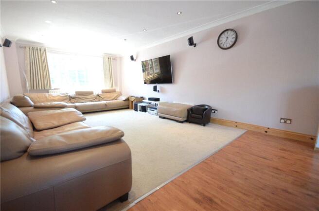 Living Room 1a