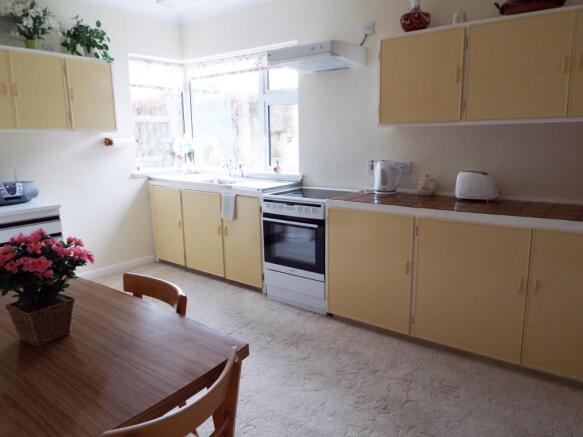 Kitchen/Breakfast Ro