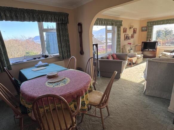 Living/Dining Room
