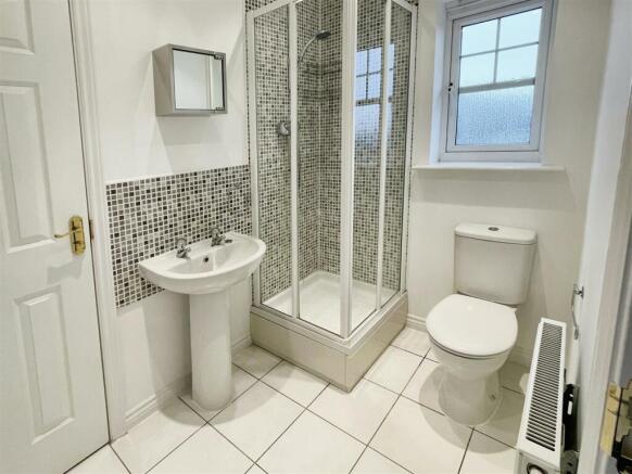 Jack and Jill Ensuite