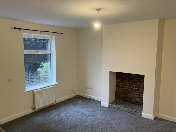 3 bed House to rent Image 4