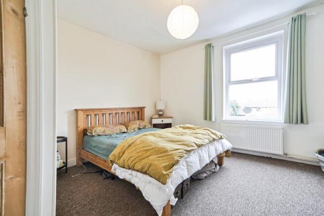 2 bed Terraced for sale Image 10
