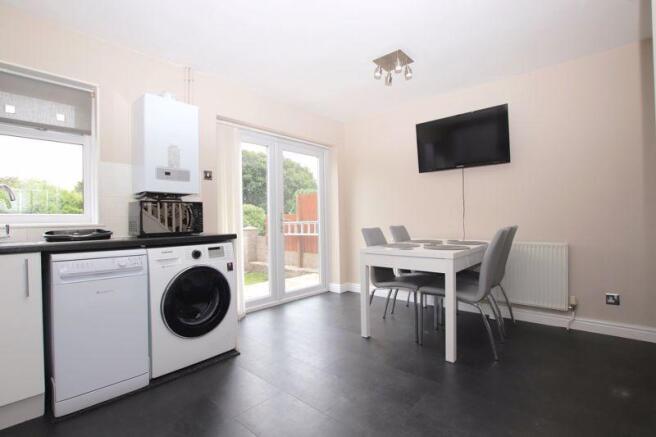Dining Kitchen 