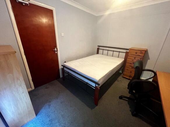 Room 1, 58 Barlows 2
