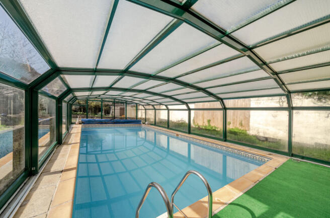 1425314-1-69b93f1...