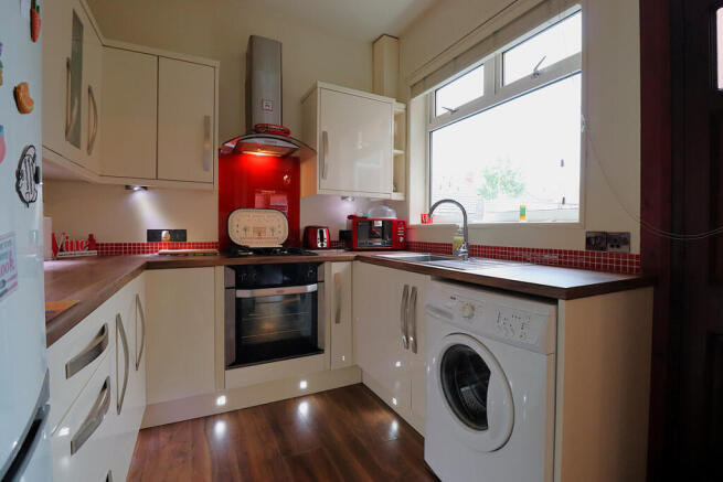 3 bed Terraced for sale Image 9