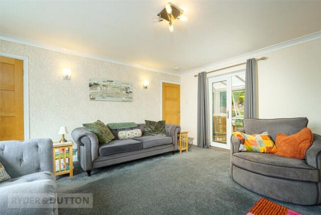 4 bed Semi-Detached for sale Image 5