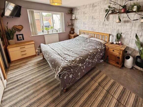 Bickerton Grove, Telford, TF3 photo 4