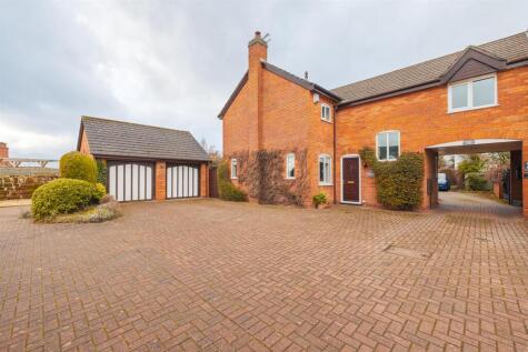 Laburnum Farm Close, Ness, Neston, Cheshire