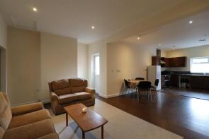 Flat At, 31, High Street, Moseley And Kings Heath, Birmingham B14 7BB