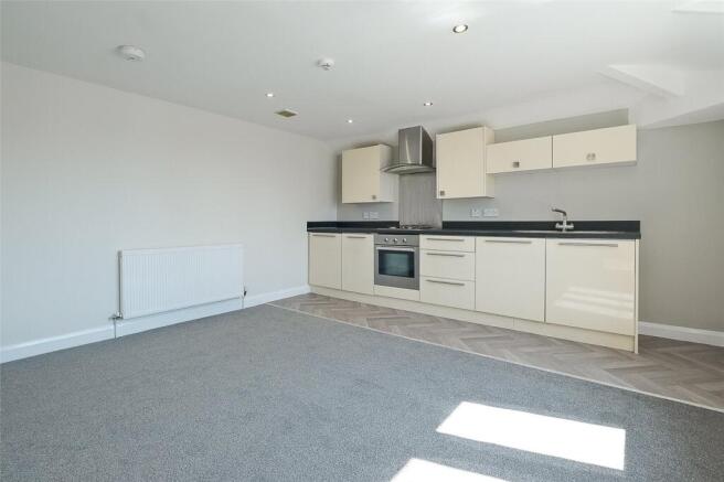 Living / Kitchen
