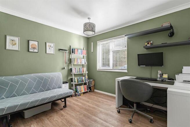 256 Admirals Way