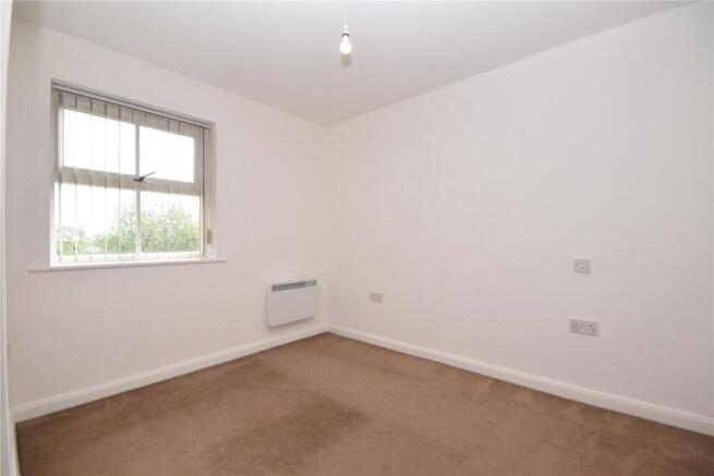 2 bed Semi-Detached to rent Image 6