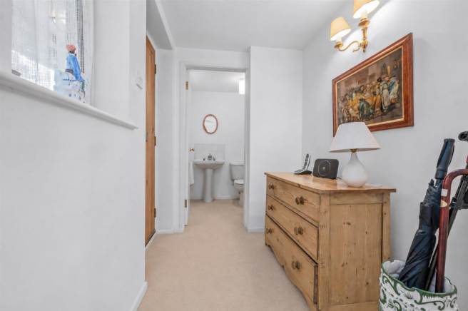 Henley Road, Claverdon photo 4