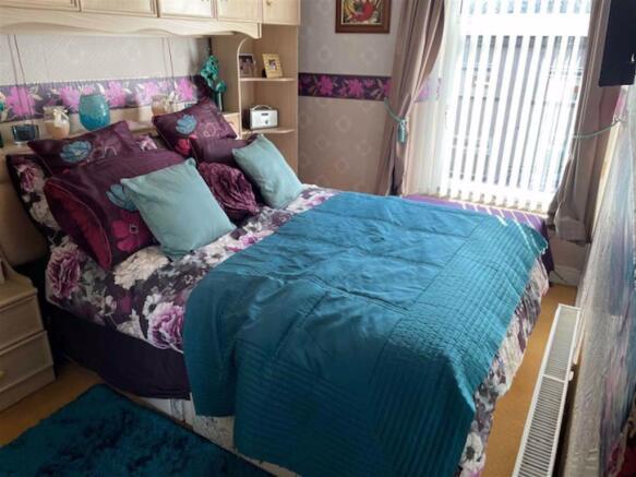 Bedroom 1 (Front)