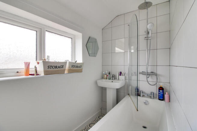 3 bed Detached for sale Image 9