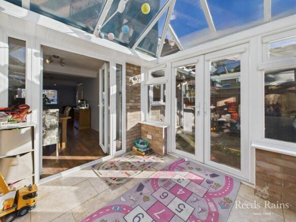 3 bed Semi-Detached for sale Image 7