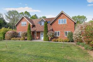 3, The Shires, Littlewick Green, Maidenhead SL6 3FG