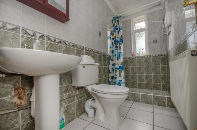 Shower room.jpg