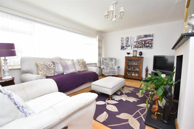 7 CARDIGAN ROAD (6).JPG