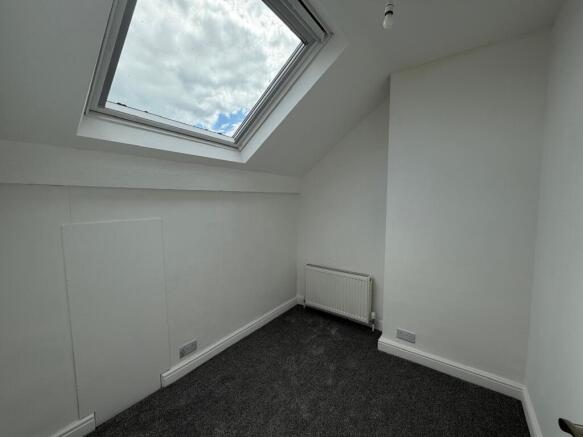 3 bed Terraced for sale Image 10