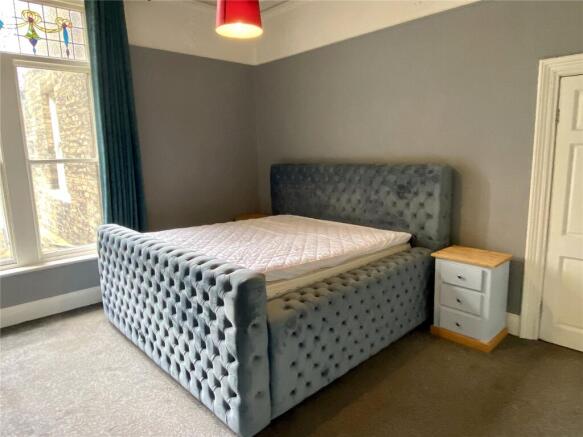 1 bed Apartment to rent Image 4