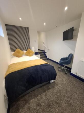 Room to let in newly refurbished HMO ¿ Heneage
