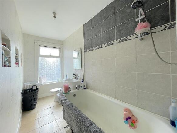 Bathroom.jpeg