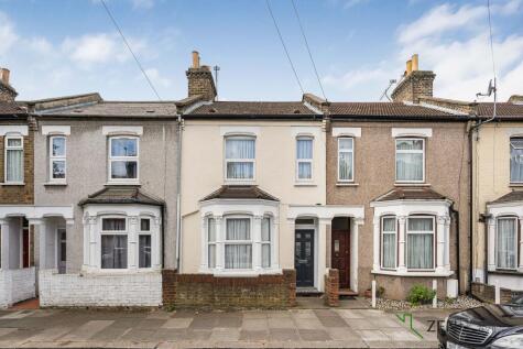 Belmont Avenue, London