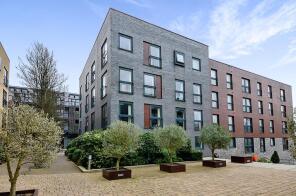 Flat 12, Monarch Court, Howard Road, Stanmore HA7 1BT