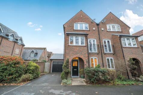 Massey Road, Thame