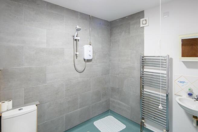 Grd Floor Wet Room