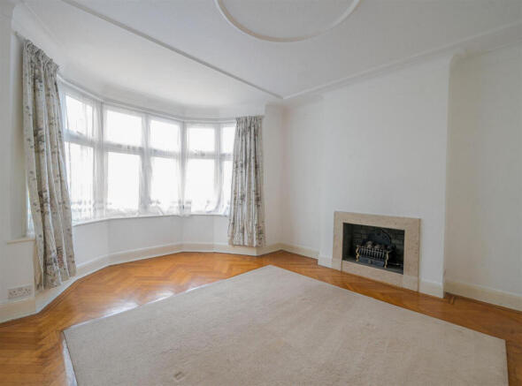 Phillimore Gardens, London, NW10 photo 4