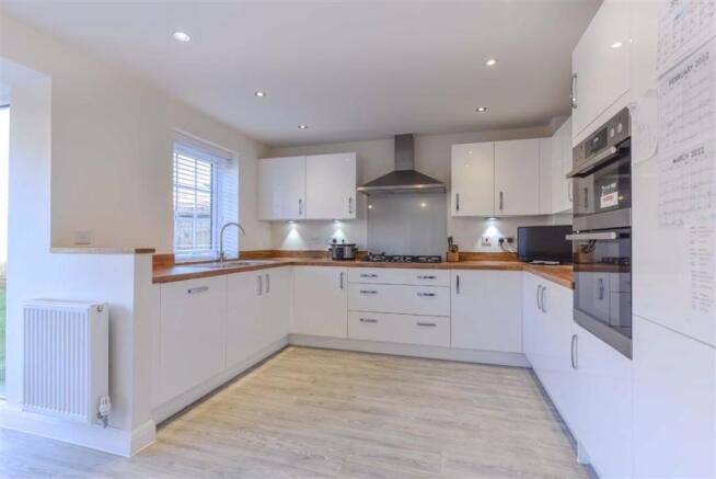 KITCHEN AREA