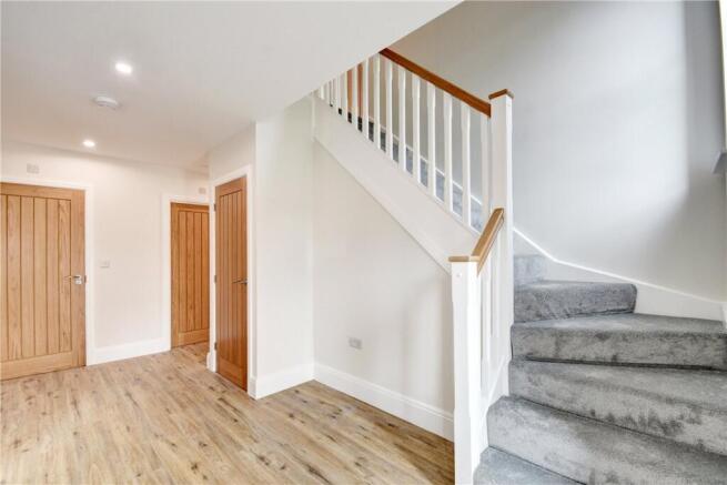 4 bed Semi-Detached for sale Image 7