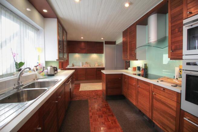 Kitchen2